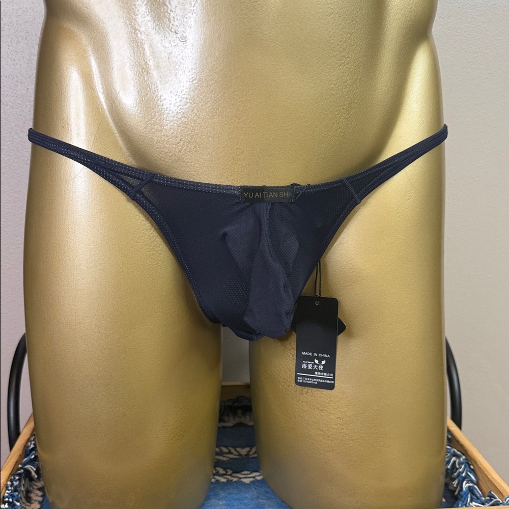 Yu Ai Tian Shi Sheath Thong NWT L